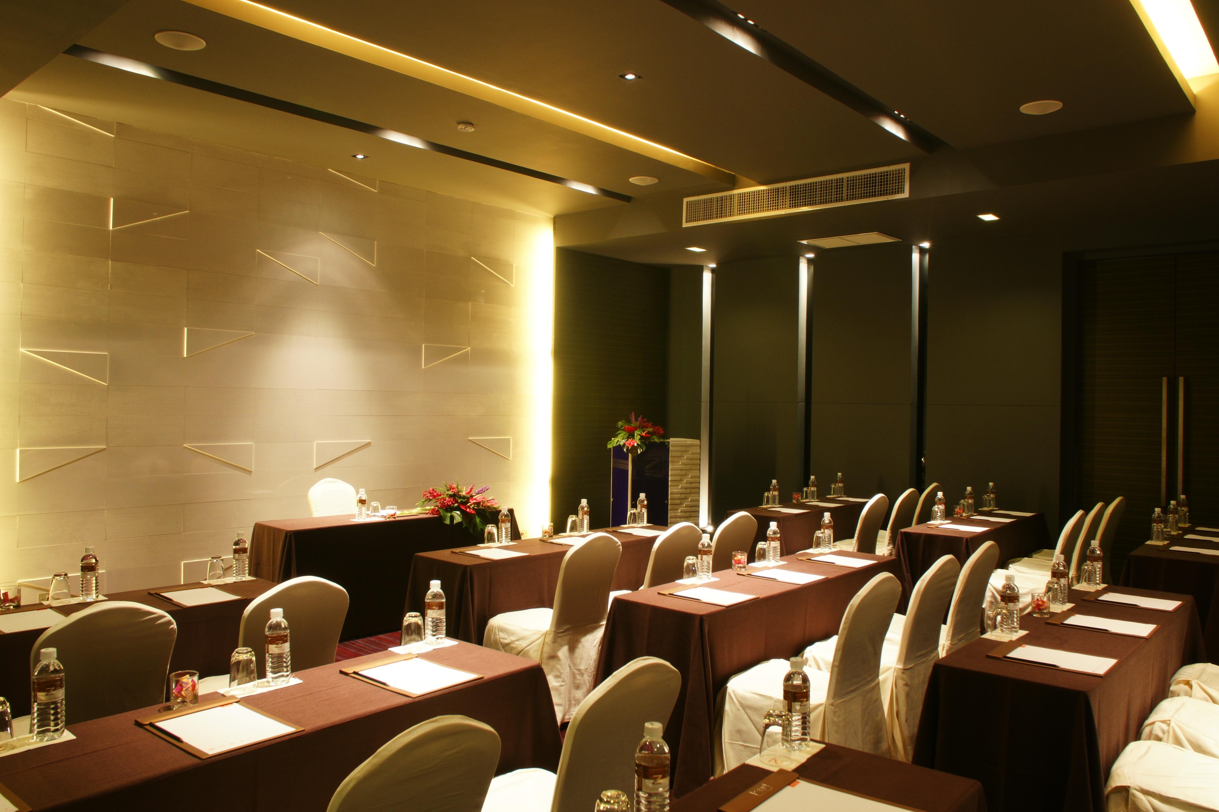 Z Through By The Zign Hotel Pattaya Exterior foto